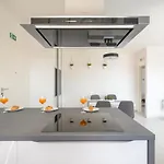 Modern 4* Luxury In Center