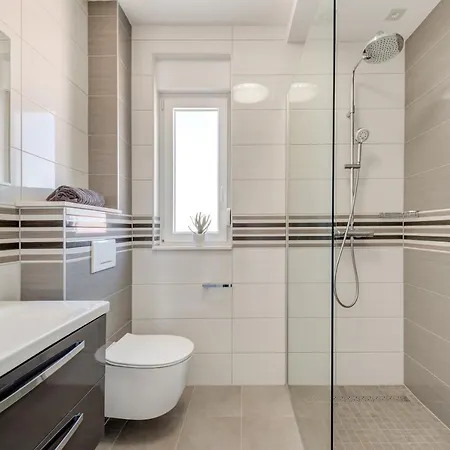 Modern 4* Luxury In Center Apartamento