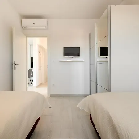 Διαμέρισμα Modern 4* Luxury In Center *