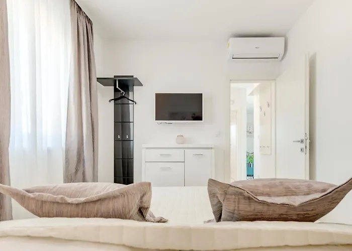 Διαμέρισμα Modern 4* Luxury In Center