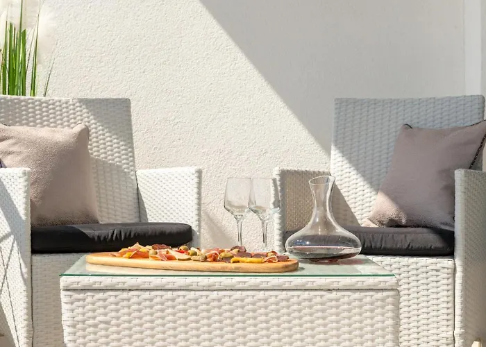 Modern 4* Luxury In Center Διαμέρισμα Τρογκίρ