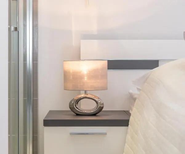 Διαμέρισμα Modern 4* Luxury In Center Τρογκίρ